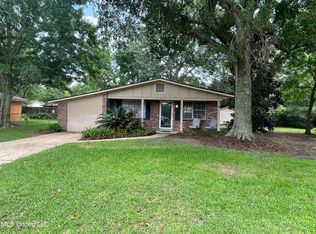 4206 Edna Ave, Pascagoula, MS 39581