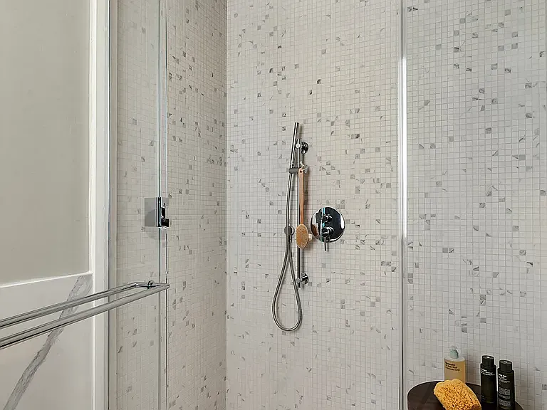 300 E 50th St #16K — Photo 7