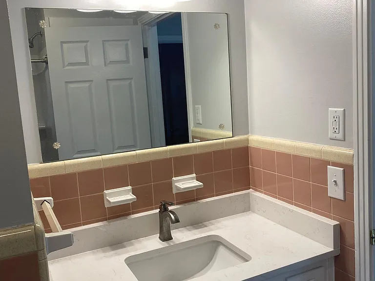 47 Hillsboro Rd — Photo 14