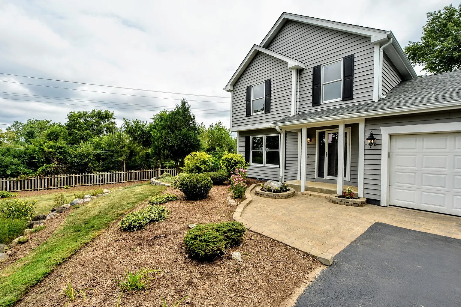 3606 Robin Ct photo 1