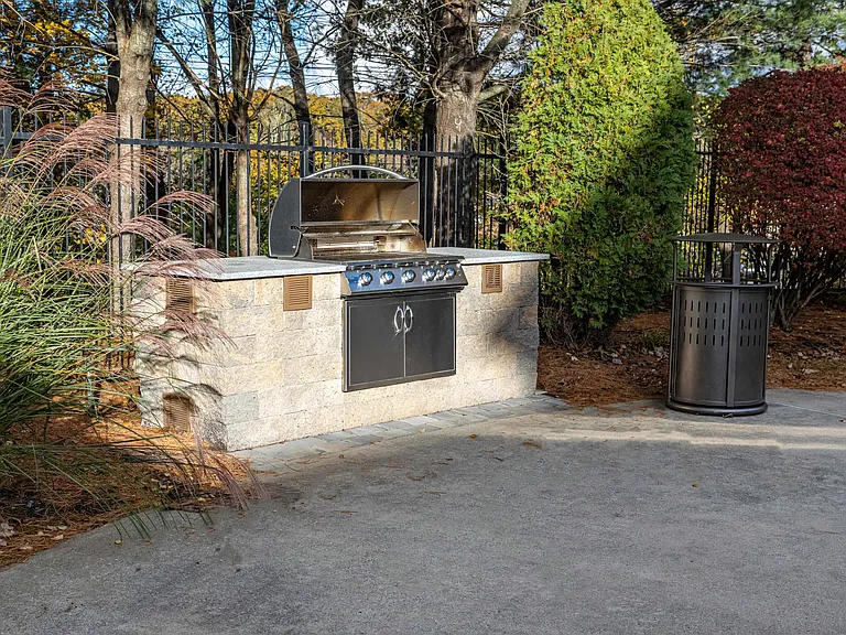 River Pointe at Den Rock Apartments — Photo 29