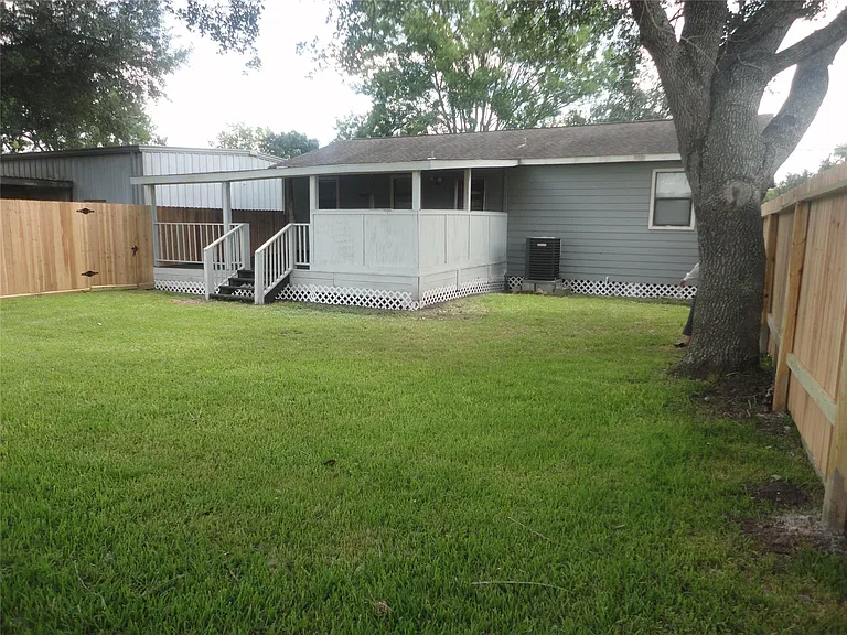 6820 Mississippi Rd — Photo 5