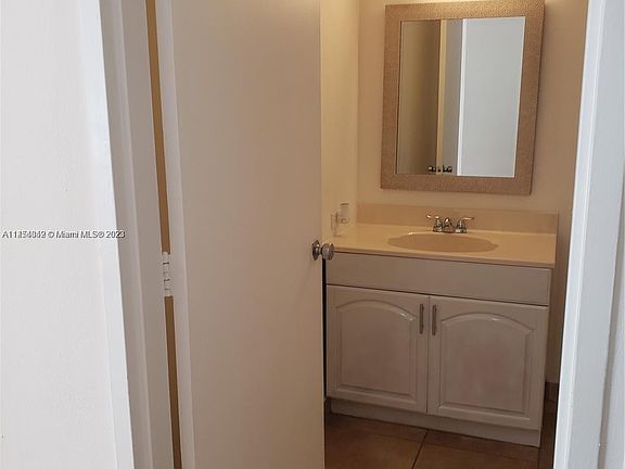 4th image of 1250 West Ave APT 9G