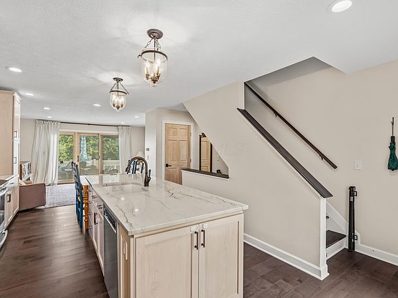3rd image of 2685 Cedar Lake Dr