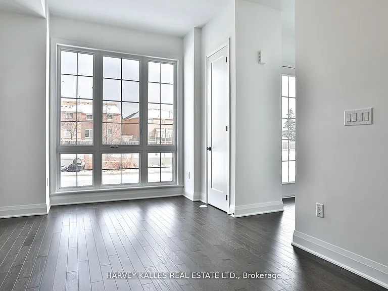 204 Atkinson Ave — Photo 9