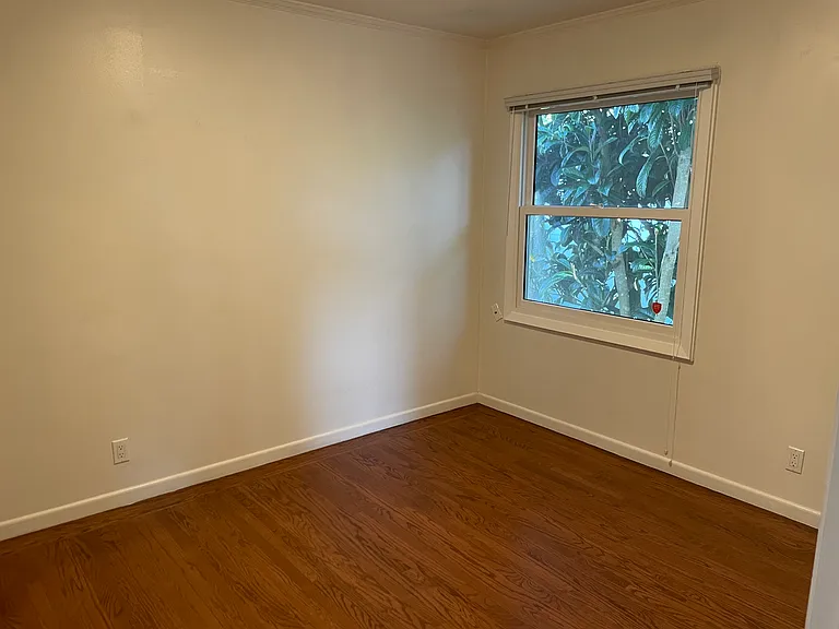 100 Glenview Dr — Photo 15