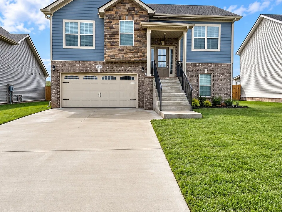772 Lillian Grace Dr