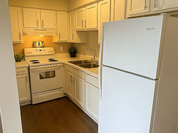 5th image of 1007 E Rundberg Ln APT 155