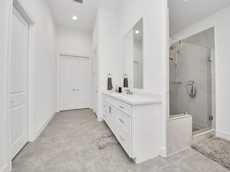 624 Delmar St — Photo 21