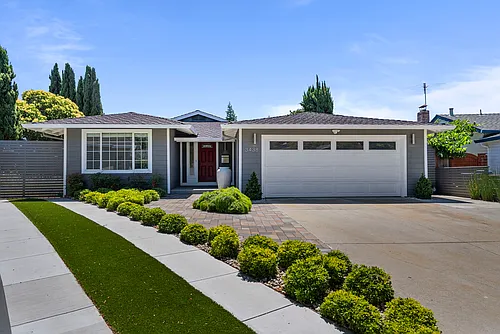 3438 Fife Way Photo 1