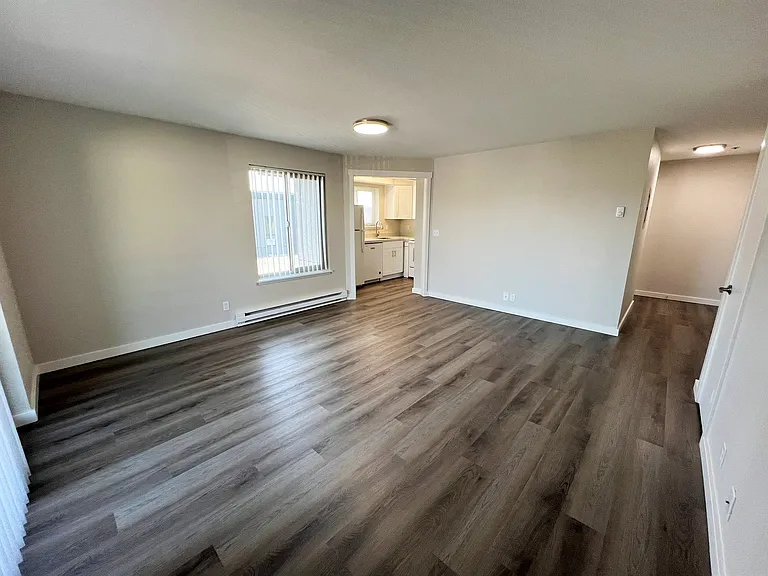 2405 NW 67th St #302 — Photo 9