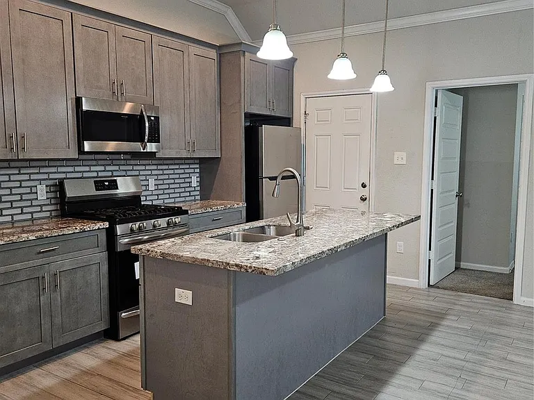 4801 Wenda St #B — Photo 9