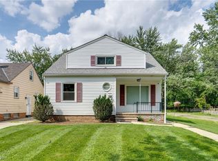 18421 Raymond St, Maple Heights, OH 44137