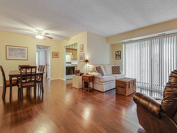 4th image of 430 Lake View Ave APT 4C