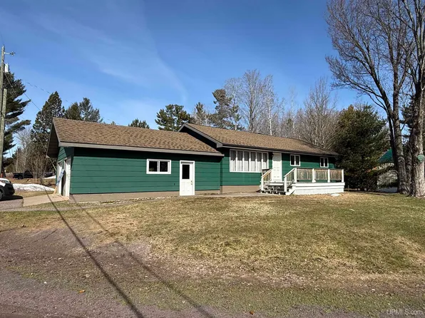 21896 S Creamery Rd, Chassell, MI 49916