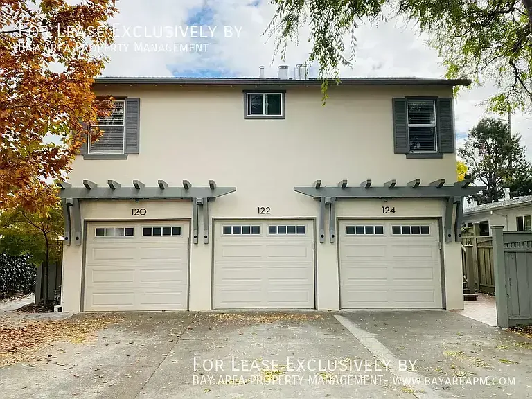 124 Colorado Ave — Photo 1