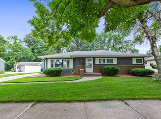 2018 S Greenview St, Appleton, WI 54915