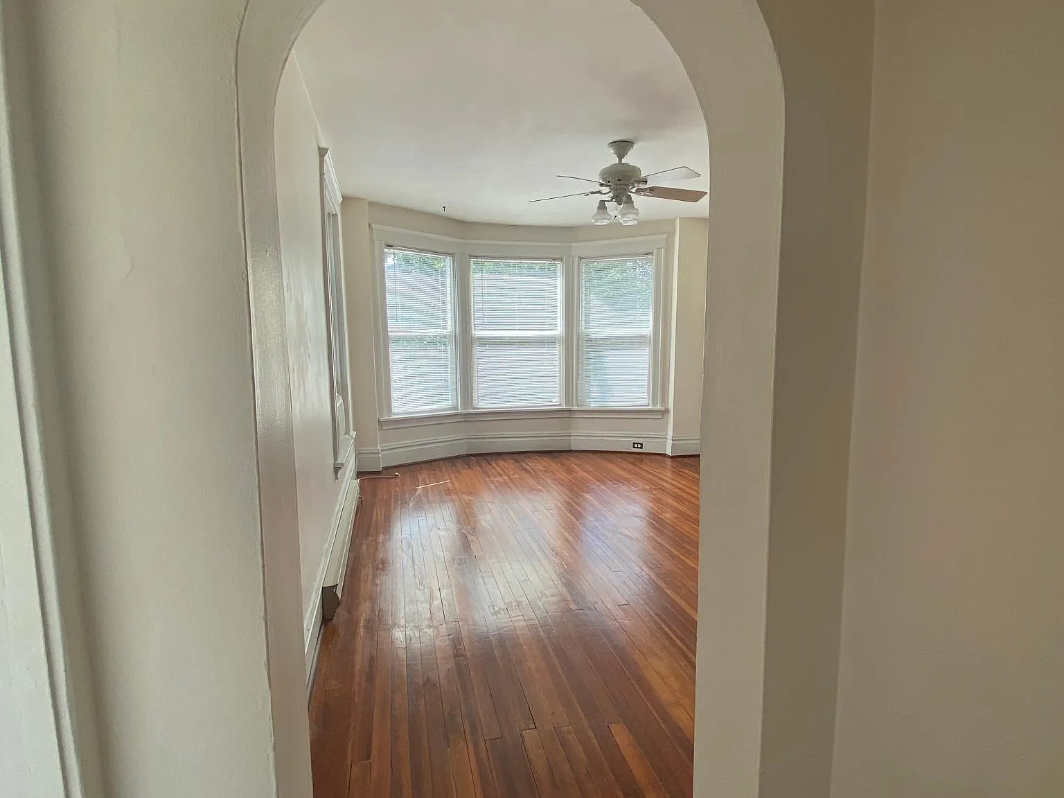 1 bed, 750 sqft, $1,149 — Photo 3