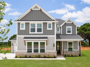 2375 Clubhouse Dr, Blanchard, OK 73010