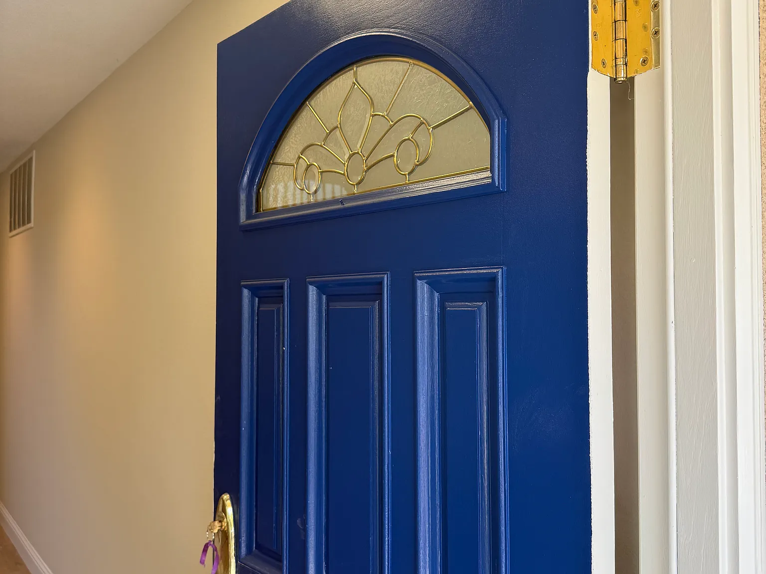6 bed, 3280 sqft, $6,399 — Photo 4