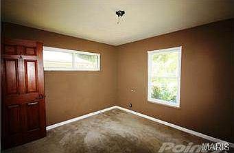 5th image of 2660 Jonathan Dr