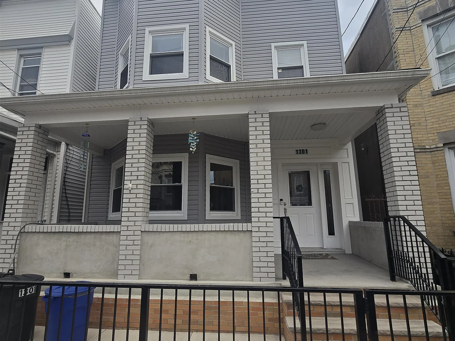 3 bed, 1.0 bath, $3,500 — Photo 1