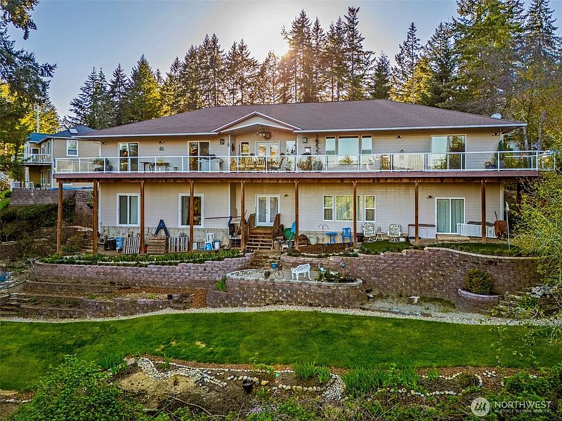 2nd image of 341 E Rainier Court