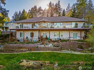 341 E Rainier Court, Allyn, WA