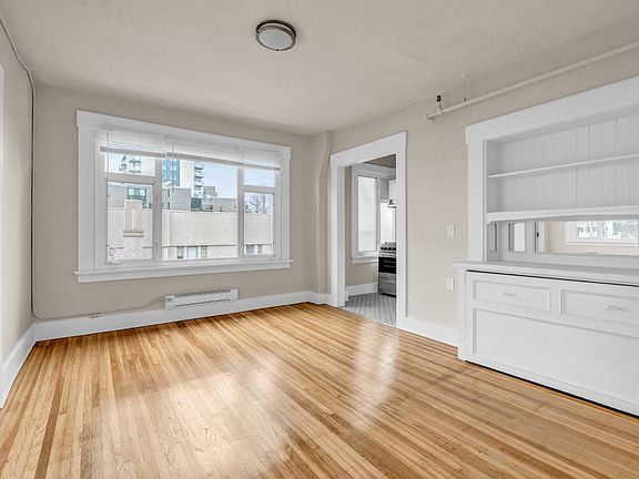 5th image of 1086 Bute St #512