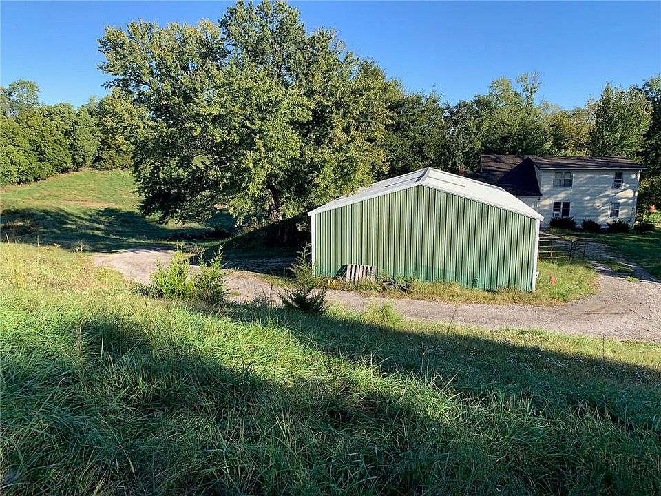 1st image of 21755 Grass Pad Rd