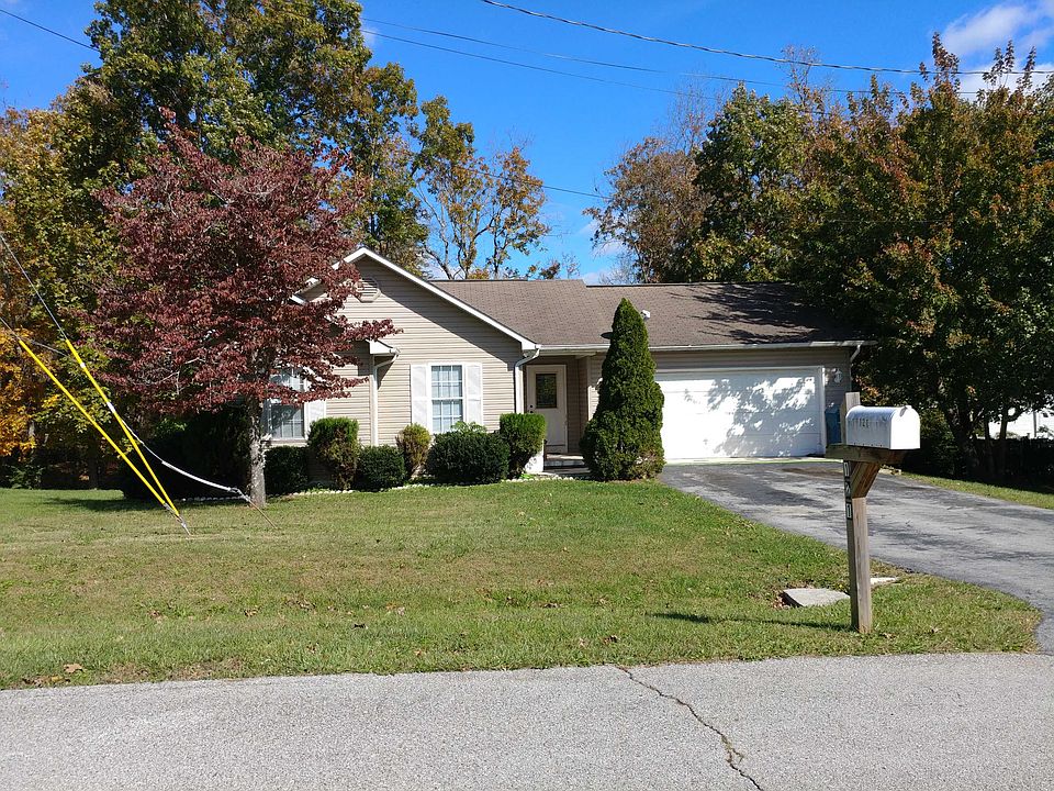 1st image of 121 Marymont Dr