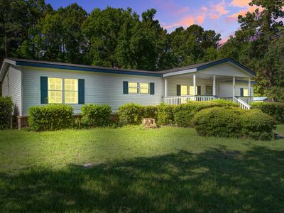 663 Barn Rd, Bonneau, SC, 29431