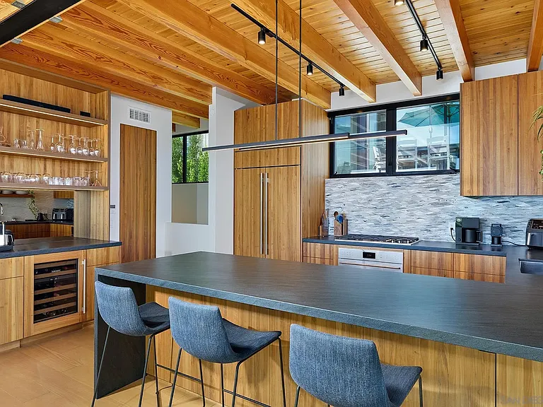 1537 San Elijo Ave — Photo 21