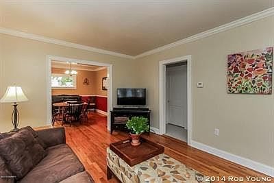 3rd image of 1318 Houseman Ave NE