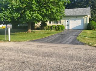 361 Wisconsin Ave, Paw Paw, IL 61353