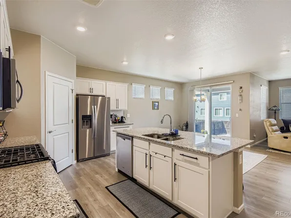 27227 E Maple Avenue, Aurora, CO 80018