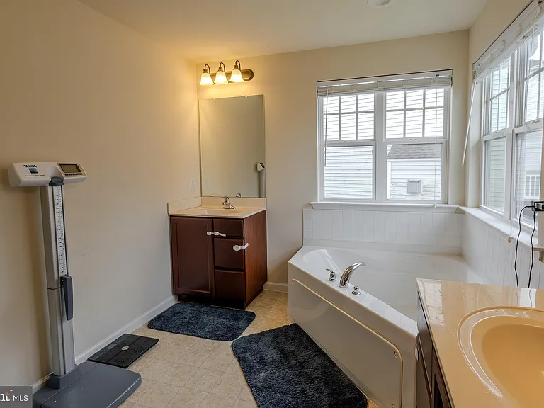 3365 Alydar Rd — Photo 28
