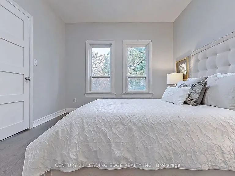 233 Borden St #MAIN LEVEL — Photo 7