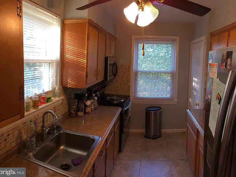6008 Jamestown Rd — Photo 18