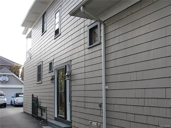 2nd image of 25 Allegany Ave