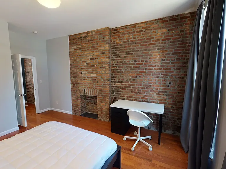 301 E 104th St #1 — Photo 3