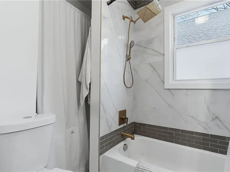 44 Holburn Ave — Photo 15