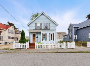 12 Puffer St, Lowell, MA 01851
