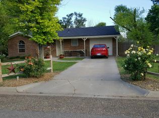 715 W Stinson St, Dimmitt, TX 79027