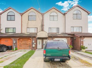 364 Walker St, Staten Island, NY 10303