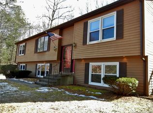 110 Stockburger Rd, Moodus, CT 06469