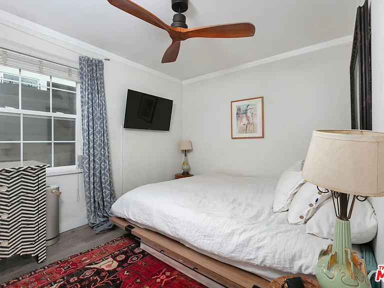 1016 Oakwood Ave — Photo 10