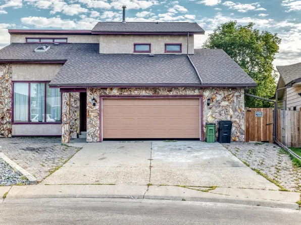 17727 93rd St NW, Edmonton, AB T5Z 2H6