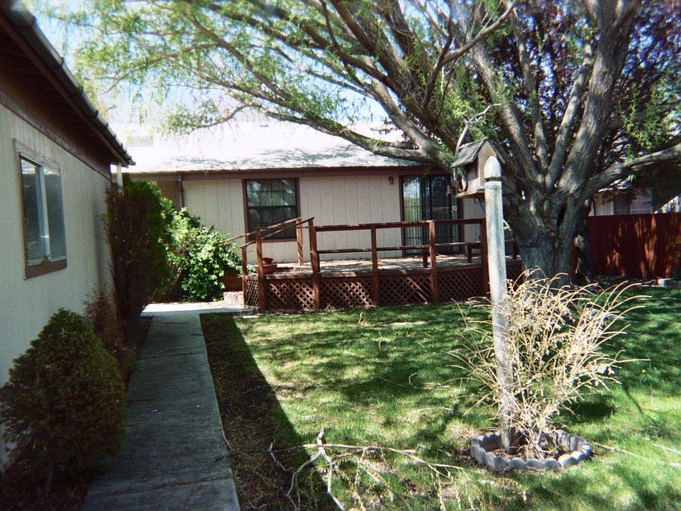 2nd image of 216 California St