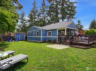 22011 77th Pl W, Edmonds, WA 98026